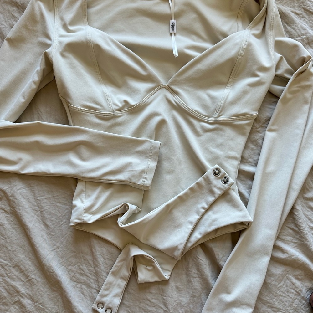 Cream Long Sleeve Bodysuit Small
